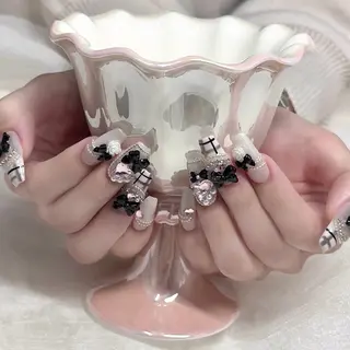 ネイル VOX JAPAN所属・Marimy Rinのネイルデザイン