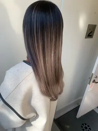 ロング カラー 羽エクステ🩷 🤍まき🤍のヘアスタイル