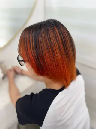 ショート カラー 🩶mana🩶艶髪 /カラーオンカラーのヘアスタイル