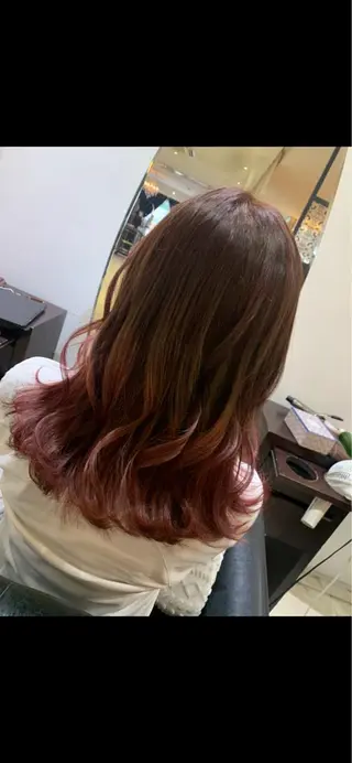 セミロング 吉本 yoshimotoのヘアスタイル