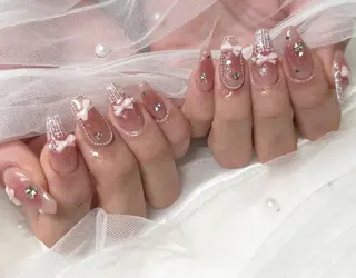 ネイル Roi〈ロワ〉 Minakoのネイルデザイン