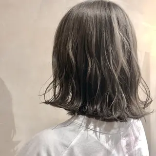 ミディアム シンタニナオト /梅田茶屋町のヘアスタイル