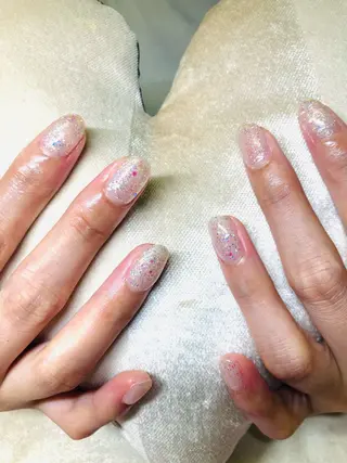 ネイル ECLAT エクラ所属・寺山 千鶴のネイルデザイン