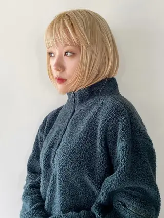 ミディアム ボブ/ハイトーン 🍄Kurumi🍄のヘアスタイル