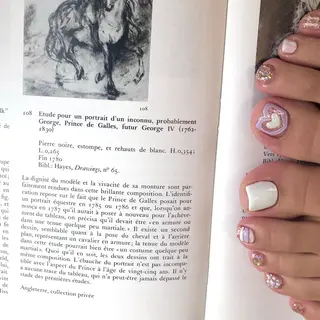 ネイル 黒葛原 めぐみのネイルデザイン