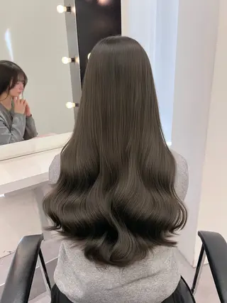 ロング しゅういち/赤み消し カラー特化のヘアスタイル