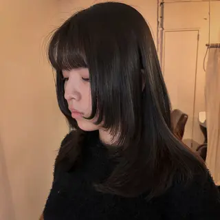 セミロング カラー 艶カラー🫧 猿渡 響のヘアスタイル