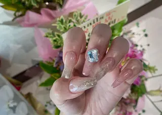 ネイル I-nailロング /ワンホン/キラキラのネイルデザイン