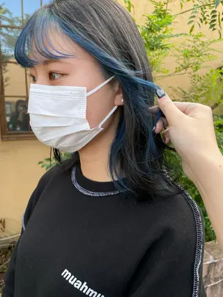 セミロング カラー 川元 汐音のヘアスタイル