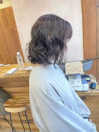 ミディアム パーマ 髪質改善 🧶小林賢人のヘアスタイル