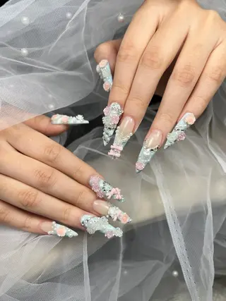 ネイル Mio_ Noiranailのネイルデザイン