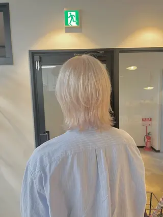 ミディアム カラー メンズ ハイトーンカラ ー/小川のヘアスタイル