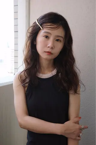 セミロング パーマ ヨシムラ リオのヘアスタイル