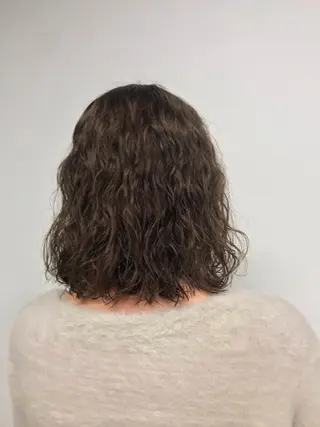 ミディアム カラー パーマ les baladins du miroir所属・🍃YURI 🍃のヘアスタイル