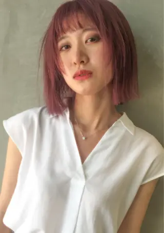 ショート カラー ホワイト&レイヤーカ ットエクステ長畠俊輔のヘアスタイル