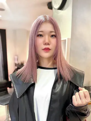 セミロング カラー 🌻名古屋🌻 🫧ハイトーン🫧のヘアスタイル