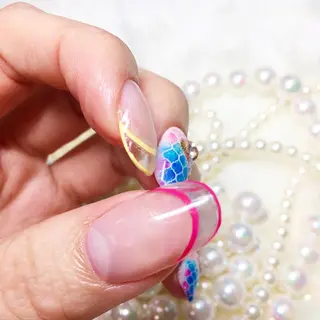 ネイル nail salon Emi la beaute 心斎橋店所属・坪野 めぐみのネイルデザイン