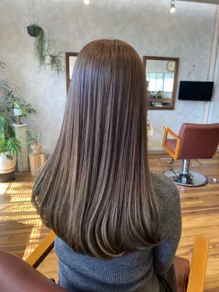 ロング カラー CROCHE クロッシュのヘアスタイル