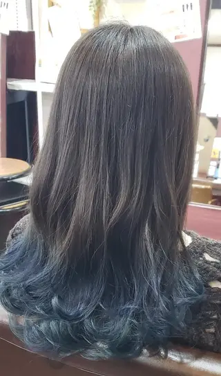 ロング 山田 一輝のヘアスタイル