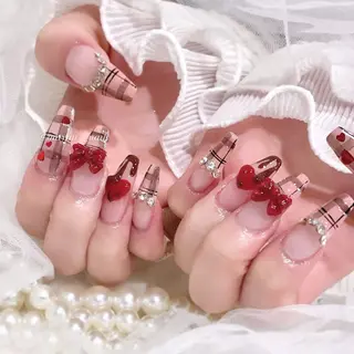 ネイル 🎀 Mayu 🎀痛ネイルのネイルデザイン