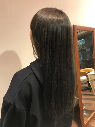 ロング カラー ひろせ かなのヘアスタイル