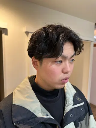 ショート メンズパーマ 宮本礼慈のヘアスタイル