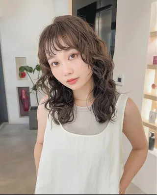 ミディアム 山田 恭華 /ショートカットのヘアスタイル