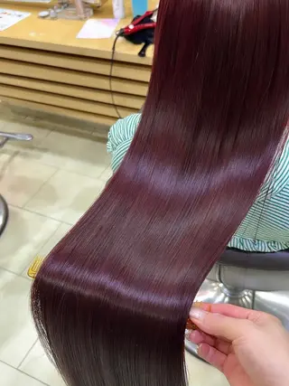 ミディアム 暖色ｶﾗｰ/ﾚｲﾔｰ ｶｯﾄ/Yunaのヘアスタイル