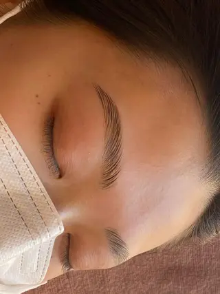 アイブロウ サロンドプララン所属・サロンド プラランのエステ・リラクイメージ