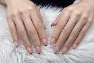 ネイル り オのネイルデザイン