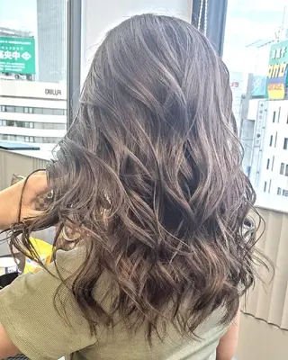 セミロング ✨本日空きあります✨ 遠田コウヘイ🌟のヘアスタイル