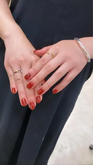 ネイル nailsalon　hue所属・小山 羽奈のネイルデザイン