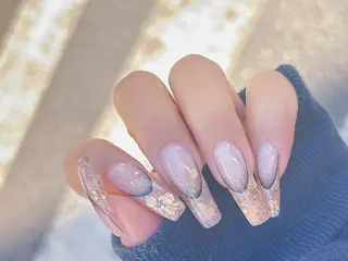 ネイル ネイルサロンエクラ 🫧Shizukaのネイルデザイン