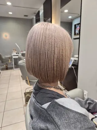 ショート カラー Miyavi/カラー ショートボブのヘアスタイル