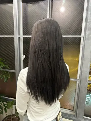 ロング レイヤーカット‎🤍 /ともえ🤎🧸のヘアスタイル