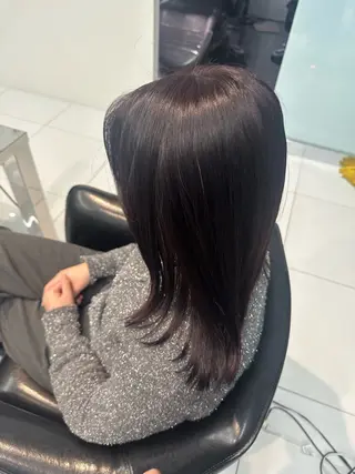 カラー 髙畑 璃音のヘアスタイル