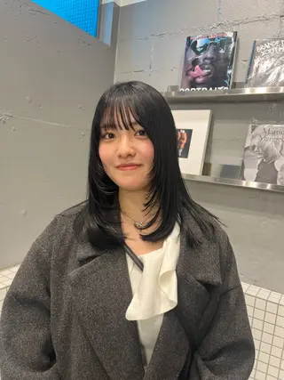 ミディアム eyelist : shiho.:*☆のヘアスタイル