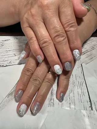 ネイル e.nail所属・🍎吉田 恵里🍎のネイルデザイン