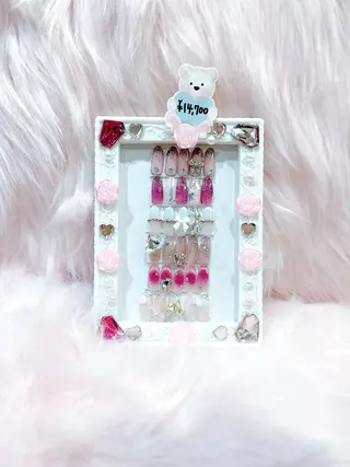 ネイル ガールネイルサロン所属・ガール ネイルサロン Girl salonのネイルデザイン