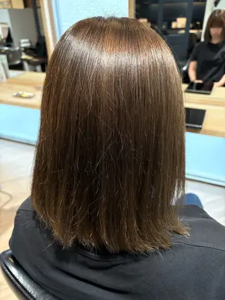ミディアム カラー 荒木 帆香のヘアスタイル