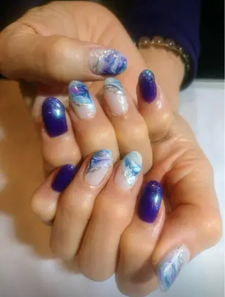 ネイル 山賀 小雪のネイルデザイン