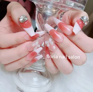 ネイル Floria nail salonのネイルデザイン