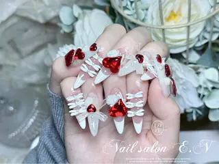 ネイル E.N🦋 長さ出し/持ち込みのネイルデザイン