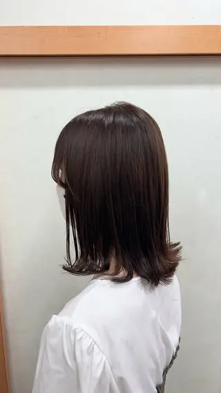 ミディアム カラー 池田 咲希のヘアスタイル