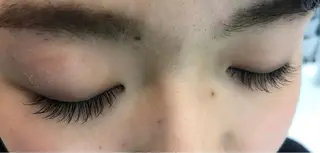 マツエク・マツパ 保子 祐里香のヘアスタイル