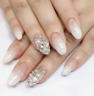 ネイル CLAIRE 〚クレア〛のネイルデザイン