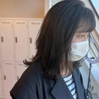 ミディアム カラー YUNA ユウナのヘアスタイル