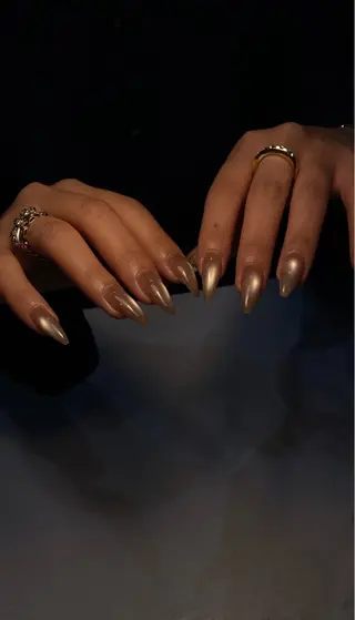 ネイル NILATE所属・渡邉 あいのネイルデザイン