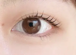 マツエク・マツパ 目元・まつパ・美肌フ ェイシャル谷町四丁目のマツエク・マツパデザイン