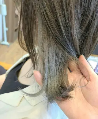 ミディアム カラー 関口 友菜のヘアスタイル